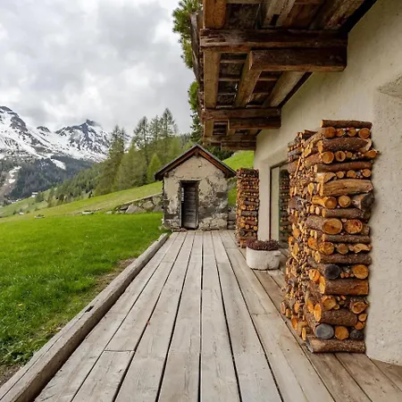 בקתה Dolomites Luxe Con Spa, Piscine, Jacuzzi E Cinema Privato