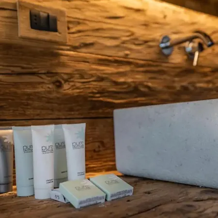 בקתה Dolomites Luxe Con Spa, Piscine, Jacuzzi E Cinema Privato