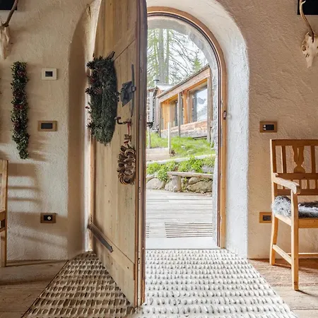 Dolomites Luxe Con Spa, Piscine, Jacuzzi E Cinema Privato בקתה Livinallongo Del Col Di Lana